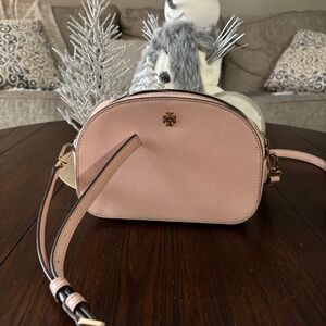 Tory Burch Emerson Camera bag in pink quartz